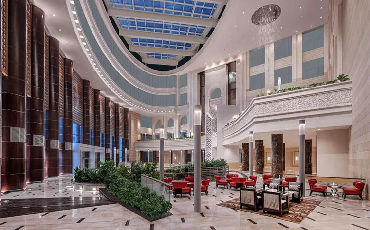 DoubleTree by Hilton Jabal Omar (2)